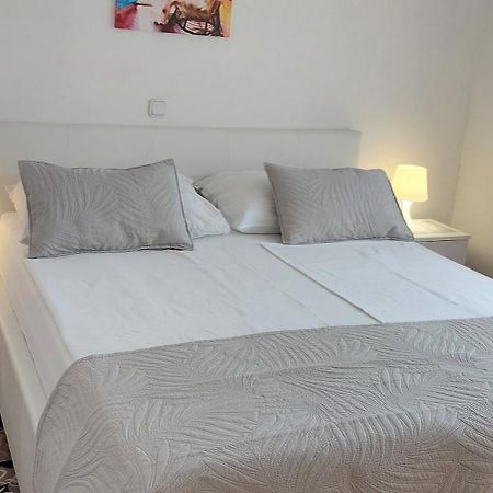 Apartment Ivana,Mali Maj Poreč Eksteriør billede
