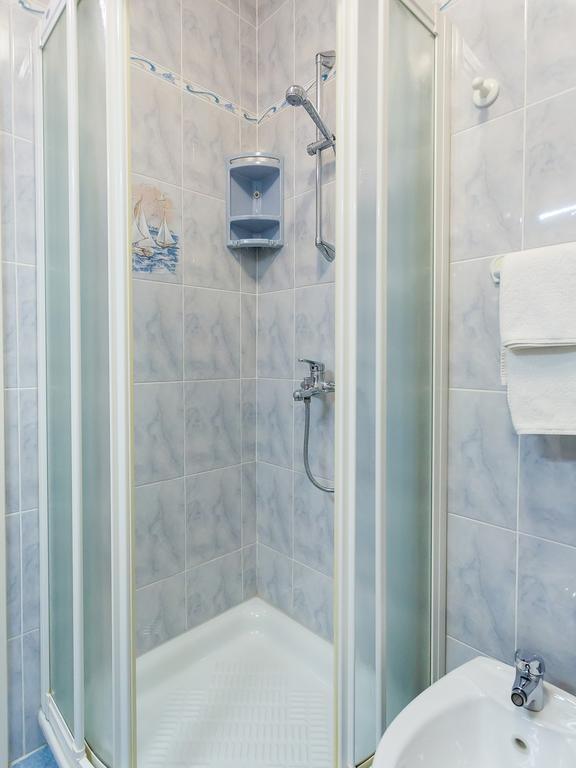 Apartment Ivana,Mali Maj Poreč Eksteriør billede